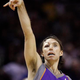 Illustration for article titled One-Eyed Funnyman Steve Nash Responds to Phil Jacksons Nash Carries the Ball Dig